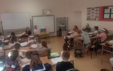 Uczniowie klasy 2c podczas występu