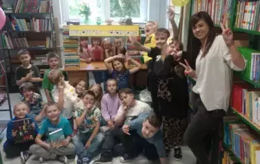 Klasa 1b z wychowawczynią