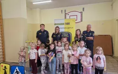 grupa 0a ze Strażą Miejską