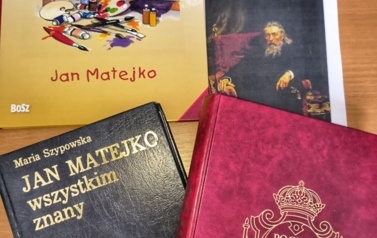 Zdjęcie przedstawia literaturę wykorzystana podczas zająć dotyczących życia Jana Matejki