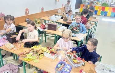 klasa tworząca kompozycje jesienne.jpeg