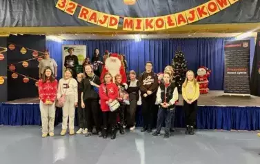 uczestnicy Rajdu Mikołajkowego 
