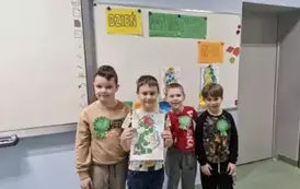 drużyna zielonych prezentuje swoją pracę