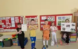 Zdjęcie grupowe dzieci