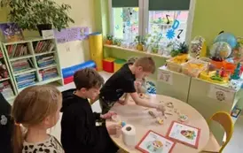 Zabawy ze spinaczami