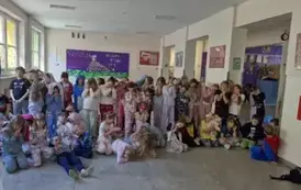 Dzień Piżamy - uczniowie w piżamach 