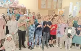 Dzień Piżamy - uczniowie w piżamach 