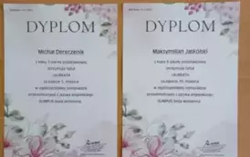 Dyplomy laureat&oacute;w Og&oacute;lnopolskiej olimpiady z języka angielskiego Olimpus - kl.5