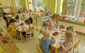 Zabawa plastyczna Kropka jest jak...