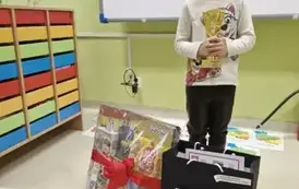 Ewa z nagrodami za recytację wiersza