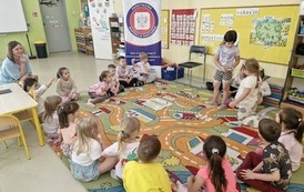 Hania pokazuje przyprawy, kt&oacute;rych nie można przywozić, jako pamiątki z wyjazdu
