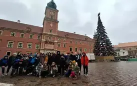 Uczniowie klasy 5b i 5c na Placu Zamkowym