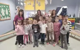Zdjęcie grupowe z Paniami prowadzącymi zajęcia