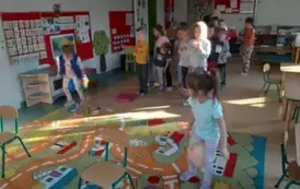 wyścigi balonowych pingwin&oacute;w