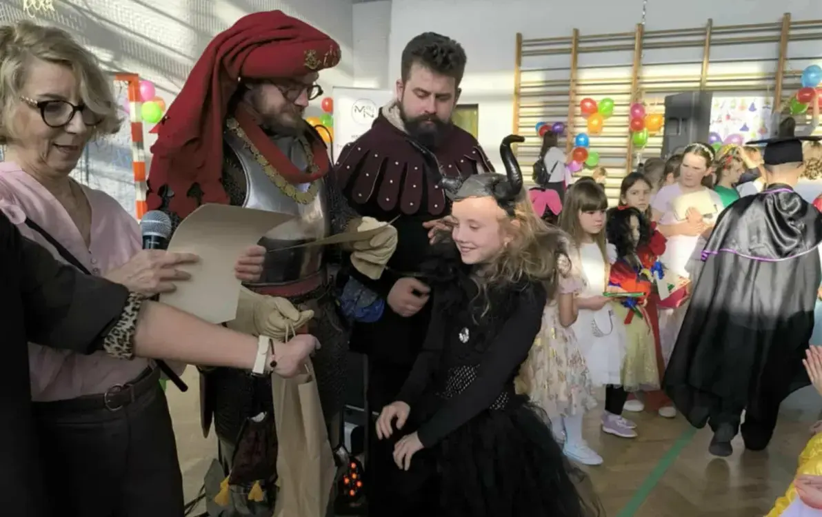 Rozdanie nagród w Szkolnym Konkursie Plastycznym Jesień z mojego okna
