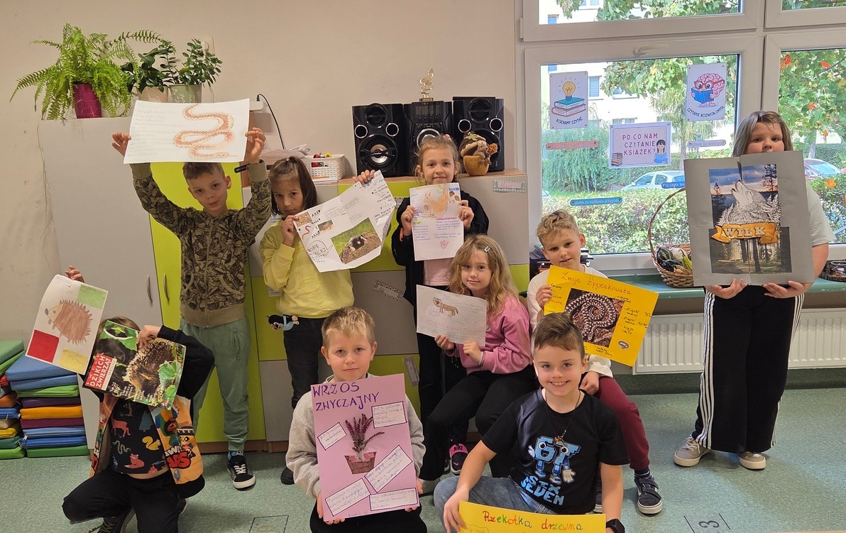 Klasa 2b prezentuje swoje plakaty