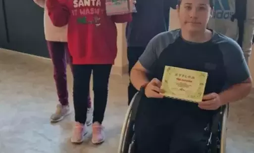 Zdjęcie do ROZSTRZYGNIĘCIE SZKOLNEGO KONKURSU NA KARTKĘ BOŻONARODZENIOWĄ