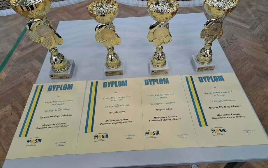 Sukcesy uczniów SP 8 w Mistrzostwach Powiatu Zgierskiego w badmintonie