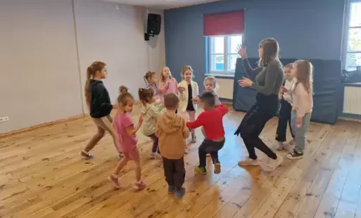 Zdjęcie do STARSZAKI Z WIZYTĄ W CKD