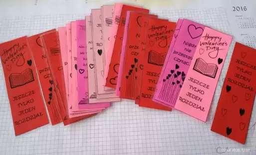Zdjęcie do WALENTYNKI W BIBLIOTECE