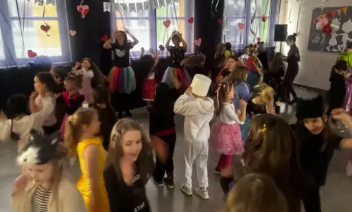 Zdjęcie do BAL KARNAWAŁOWO-WALENTYNKOWY W M8